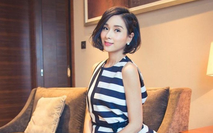 Hoa hậu 'tiểu tam' lẻ bóng ở tuổi U50, phải livestream bán hàng Ảnh 2