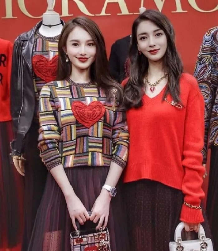 ...hay Triệu Sĩ Cẩn đều có ngoại hình khá giống Angelababy.