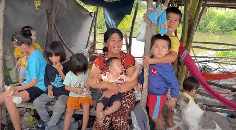 Sinh 9 con, người mẹ ở Long An không nhớ hết tên Ảnh 4