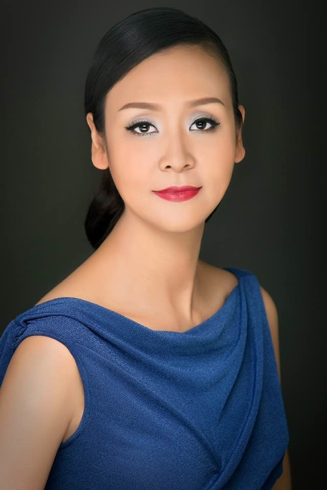 Trong thời gian điều trị, cô được chồng đồng hành, hết lòng quan tâm, chăm sóc. 