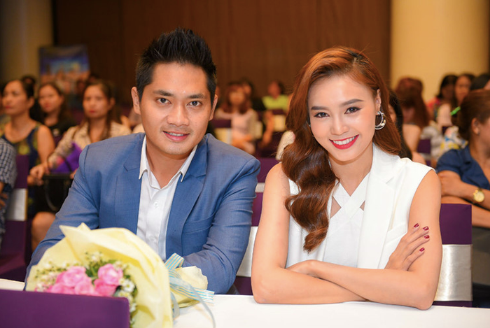 Ninh Dương Lan Ngọc trả nhẫn cầu hôn của Minh Luân vì mong muốn phát triển sự nghiệp. 