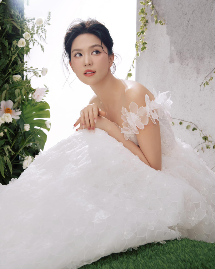 Cộng đồng mạng hy vọng rằng sớm nhận được 'tin vui' của Ngọc Trinh.