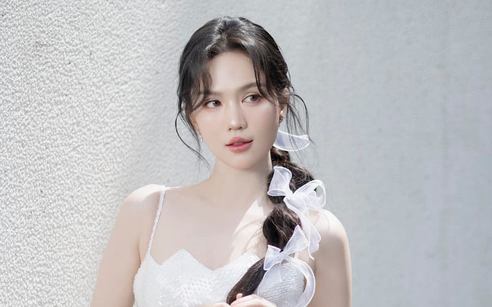 Ngọc Trinh công khai bạn trai duy nhất một lần, danh tính gây bất ngờ Ảnh 2