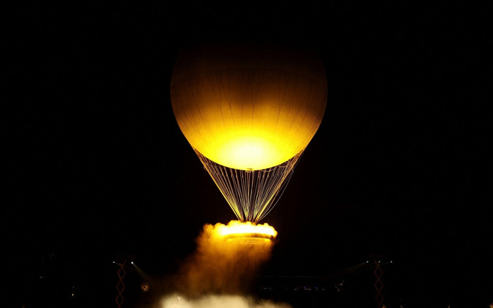 Màn diễu hành độc đáo trên sông Seine tại lễ khai mạc Olympic Paris 2024 Ảnh 2