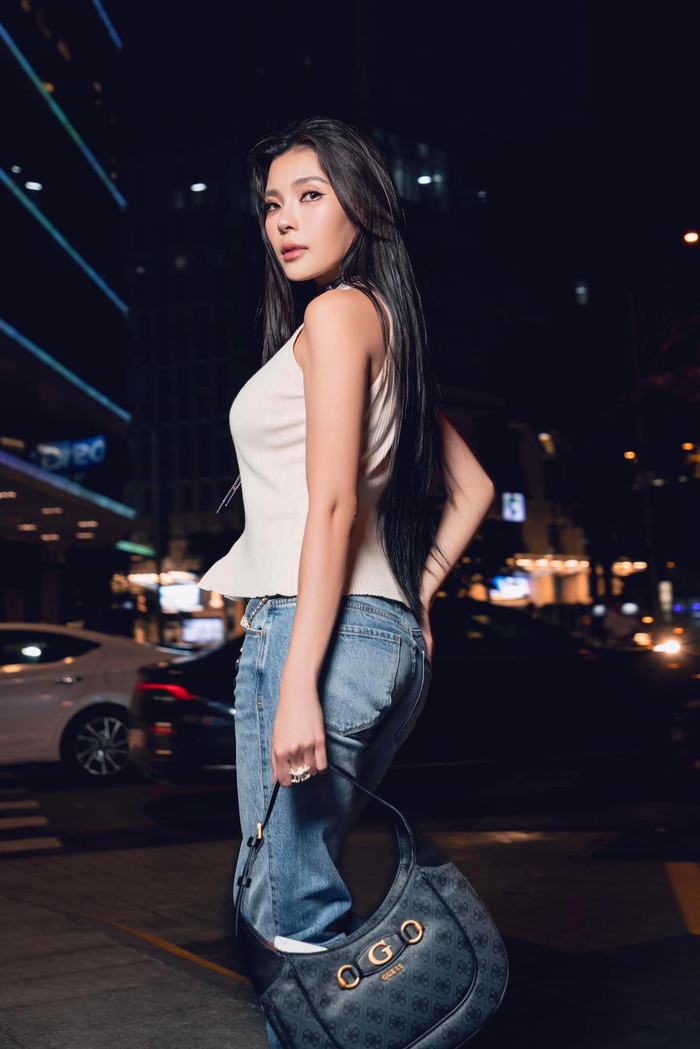 Bà xã Lương Thế Thành cân mọi phong cách.