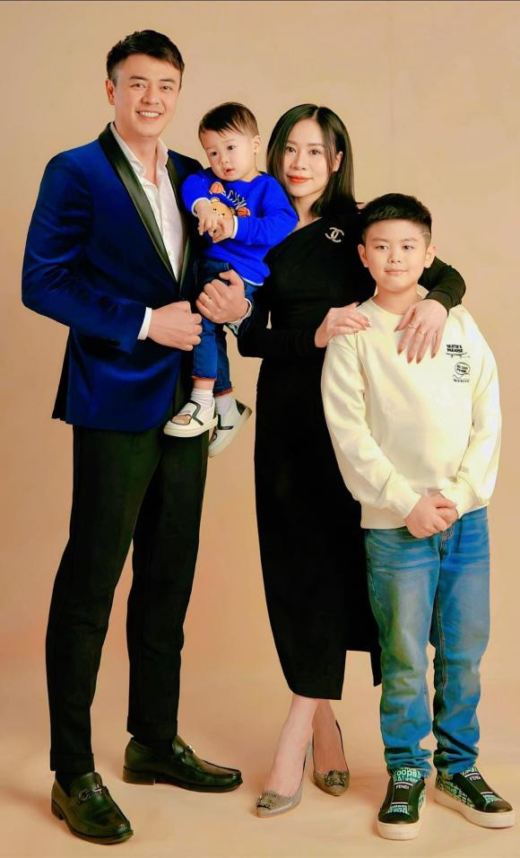 Tổ ấm nhỏ hạnh phúc giờ đây của MC Tuấn Tú khiến nhiều người ngưỡng mộ