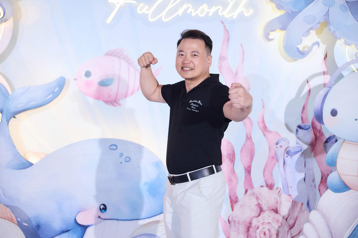 Shark Bình ngày càng tươi tắn, tràn đầy sức sống khi ở bên cạnh Phương Oanh. Ảnh: FBNV