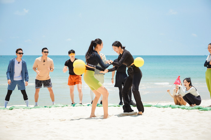 Thu Uyên đối đầu Lee Hooyeon ở thử thách thứ hai.