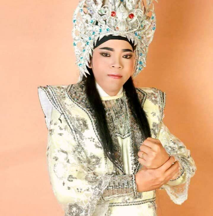 Nghệ sĩ Lê Hùng qua đời sau cơn đột quỵ.