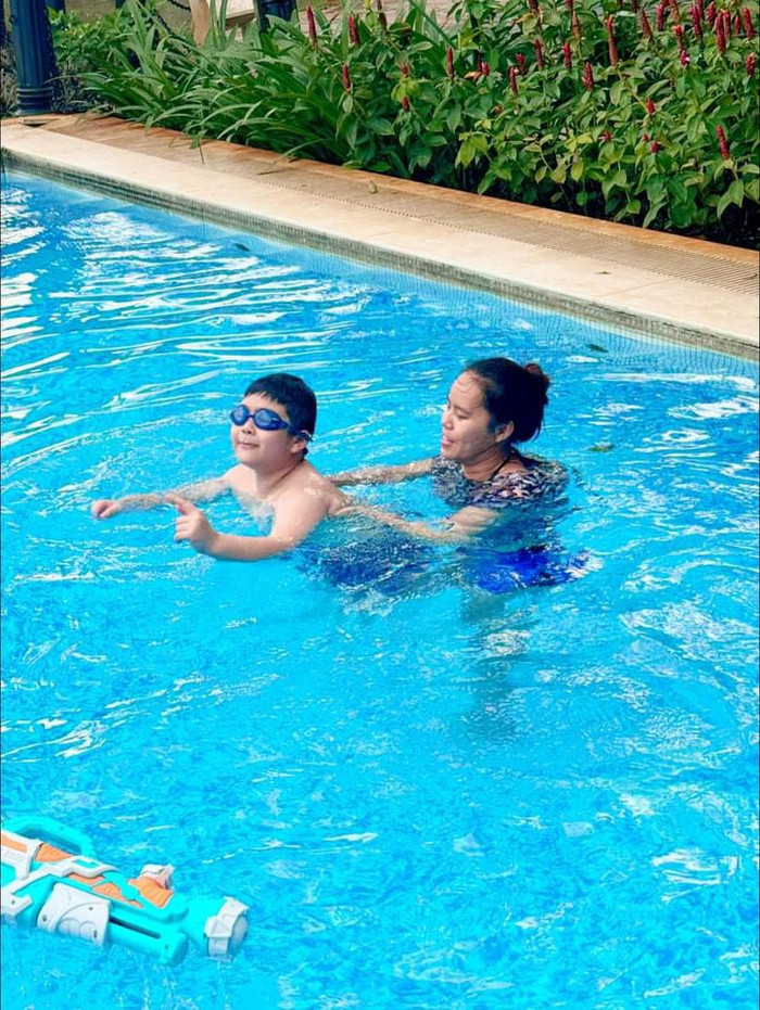 Quý tử nhà Nhật Kim Anh lớn trông thấy.