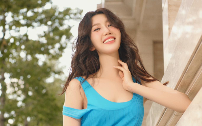 Thuý Ngân không thay đổi hình ảnh cá nhân quá nhiều kể cả khi đi làm mẫu thời trang. Ảnh: FBNV