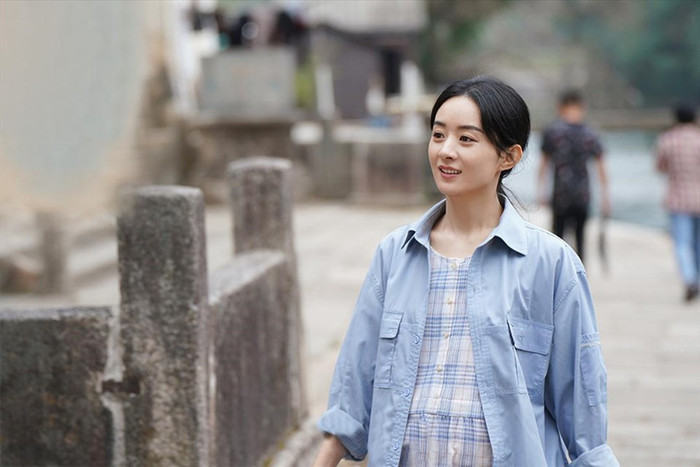 So với Dương Mịch thì vai thôn nữ của Triệu Lệ Dĩnh được đánh giá cao hơn.