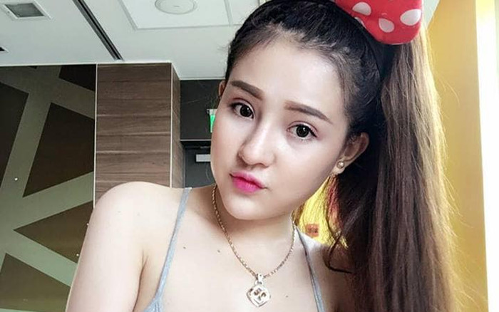 Nhan sắc thời chưa phẫu thuật thẩm mỹ của Ngân 98 gây bất ngờ Ảnh 2