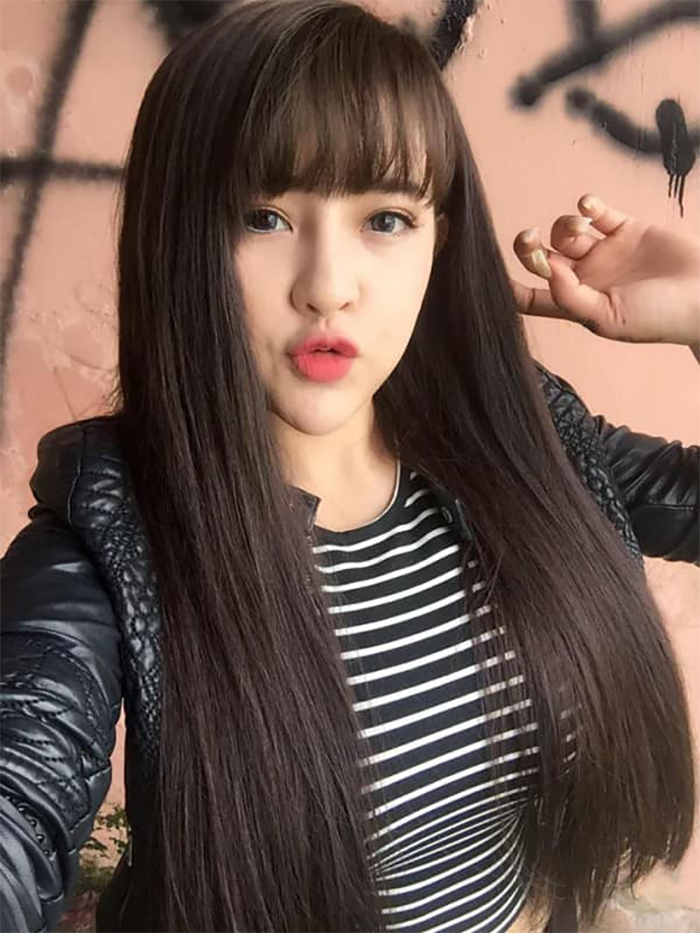 Nhan sắc của Ngân 98 thời điểm trước khi phẫu thuật thẩm mỹ khiến nhiều khán giả tiếc nuối.