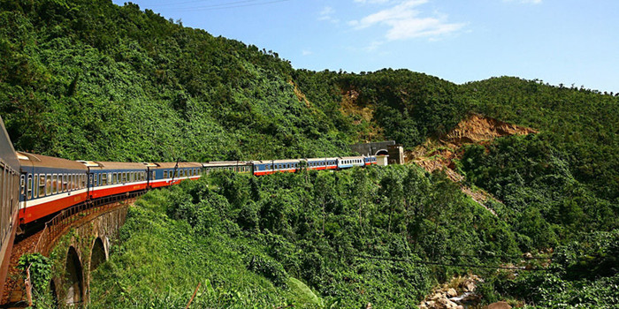 Ngắm nhìn Việt Nam đa sắc màu qua ô kính tàu hỏa Ảnh 5