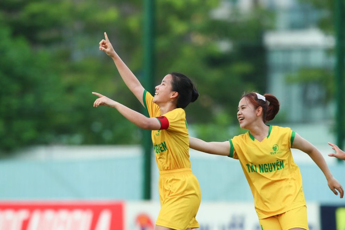 U16 Thái Nguyên đón tin sốc khi HLV Nguyễn Văn Nhật bị cấm 1 năm. Ảnh: VFF