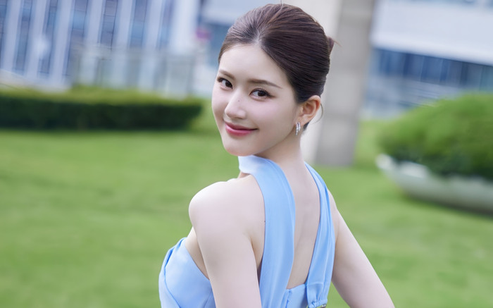 Đẳng cấp quý cô: Triệu Lộ Tư hưởng đặc quyền hiếm có Ảnh 2