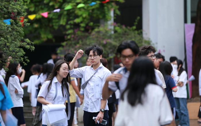 Chiều nay (3/7),TP.HCM công bố điểm chuẩn vào lớp 10 Ảnh 2