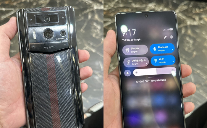 Chiếc điện thoại trăm triệu bỗng hóa 'cục gạch'.