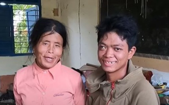 Trai tân 20 tuổi lấy người đàn bà góa 40 tuổi làm vợ, được gia đình ủng hộ Ảnh 2