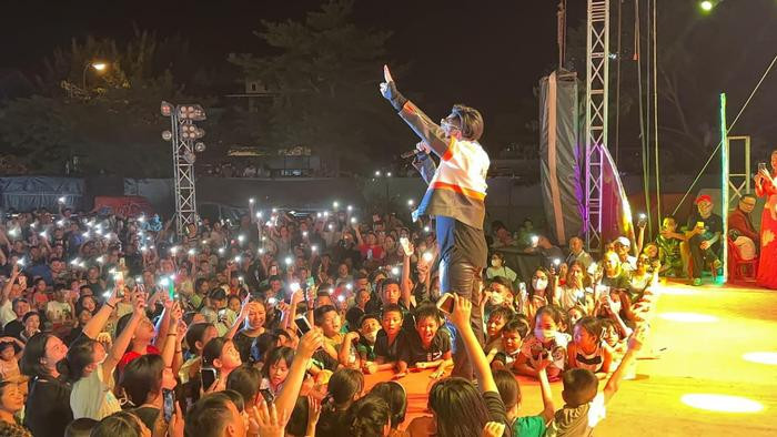 Lâm Chấn Khang khẳng định danh xưng 'ông hoàng hội chợ'.