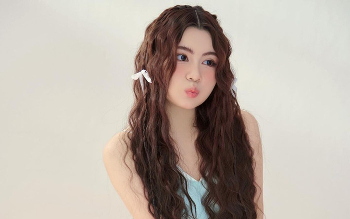 Con gái Quyền Linh đẹp tựa thiên thần trong sinh nhật tuổi 16 Ảnh 2