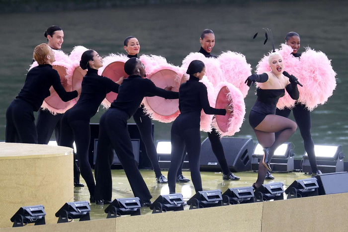 Lady Gaga suýt không thể biểu diễn tại Olympic Paris 2024 Ảnh 3