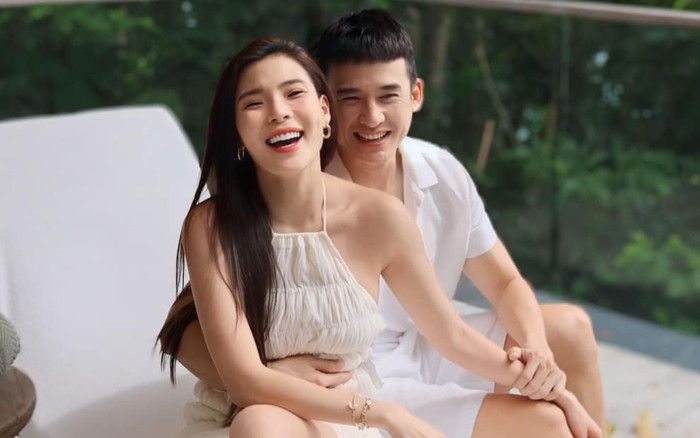 Thúy Diễm thông báo chuyện 'lên chức' cùng Lương Thế Thành, khoe nhan sắc ở phim mới Ảnh 2