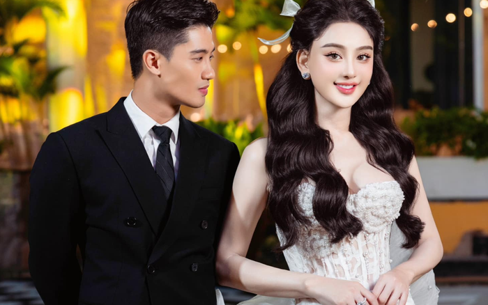 Thời gian gần đây, Lâm Khánh Chi được một chàng trai trẻ 'tháp tùng' ở mọi lúc, mọi nơi. Ảnh: FBNV