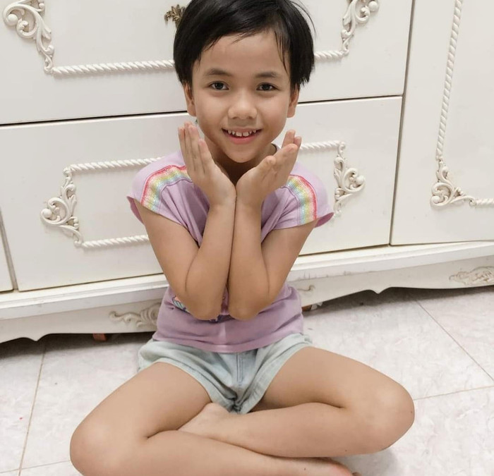 Pàng thuở ở Sài Gòn cùng bố mẹ nuôi