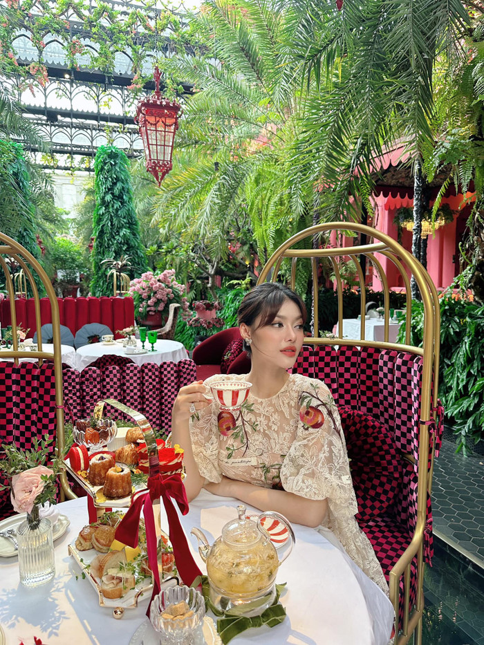 Kiều Loan lộ nhiều dấu hiệu đang có tin vui. 