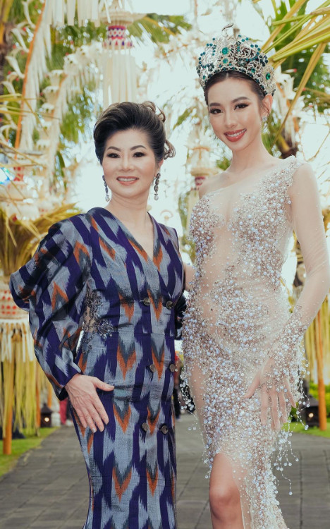 Nhiều khán giả mong chờ sự hội ngộ lần nữa giữa bà Teresa với Hoa hậu Thùy Tiên.