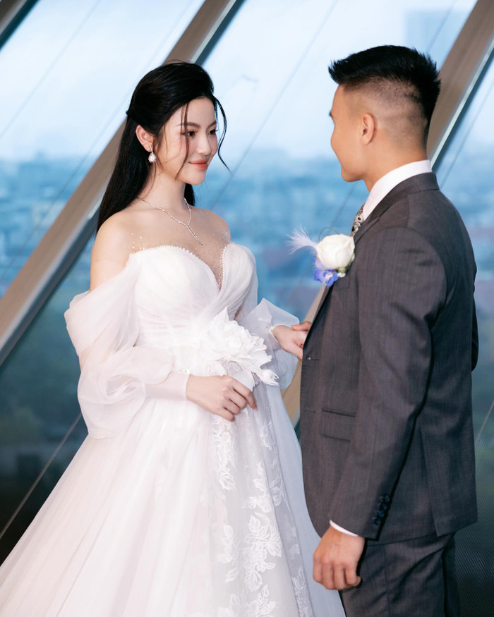 Chu Thanh Huyền - Quang Hải từng hẹn hò kín tiếng trước khi kết hôn.