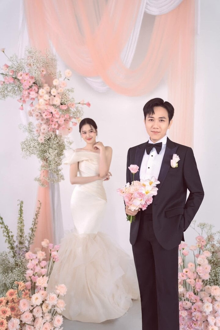 Cả 2 hồi hộp trước thềm hôn lễ.