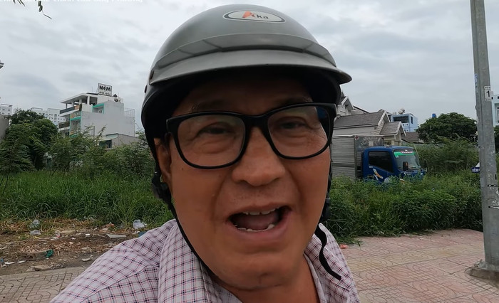 Danh hài Duy Phương hào hứng khoe vừa chuyển chỗ trọ từ Bình Chánh qua Bình Tân.