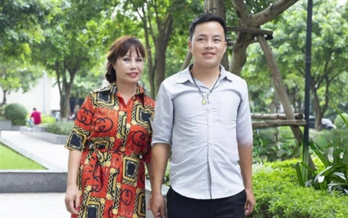 Cô dâu Thu Sao hơn chồng 36 tuổi tiết lộ cuộc sống vợ chồng trong căn trọ 20m2 Ảnh 2