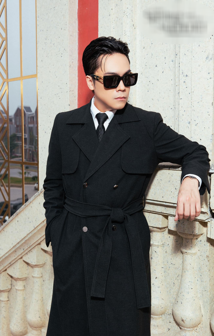 'Chồng' Mai Phương Thúy có vẻ ngoài cực kỳ bảnh bao, lịch lãm. 