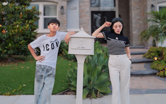 Những chuyến đi du lịch, nghỉ dưỡng sang chảnh ở nước ngoài là điều quen thuộc đối với con trai Lệ Quyên. Ảnh: FBNV