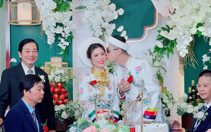 Cô dâu Cần Thơ nhận của hồi môn 30 tỷ đồng, 13 sổ hồng giờ ra sao? Ảnh 2