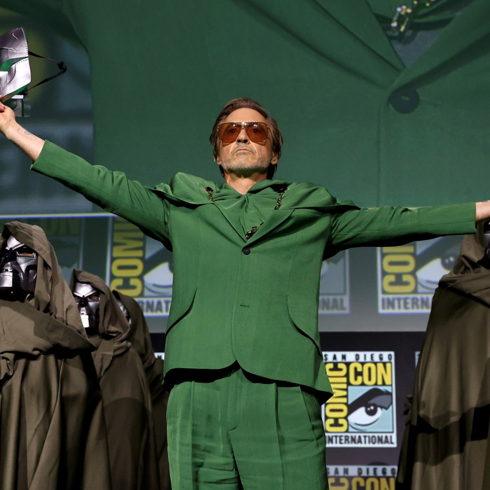 Robert Downey Jr. vừa xác nhận trở lại MCU với vai siêu phản diện Dr. Doom khiến fan hâm mộ toàn cầu vỡ òa