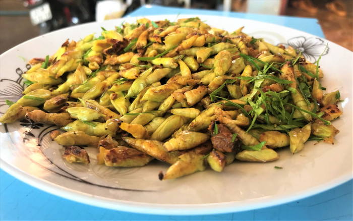 Món sâu nhìn kinh dị nhưng lại là đặc sản trứ danh không phải ai cũng có dịp được nếm thử Ảnh 2