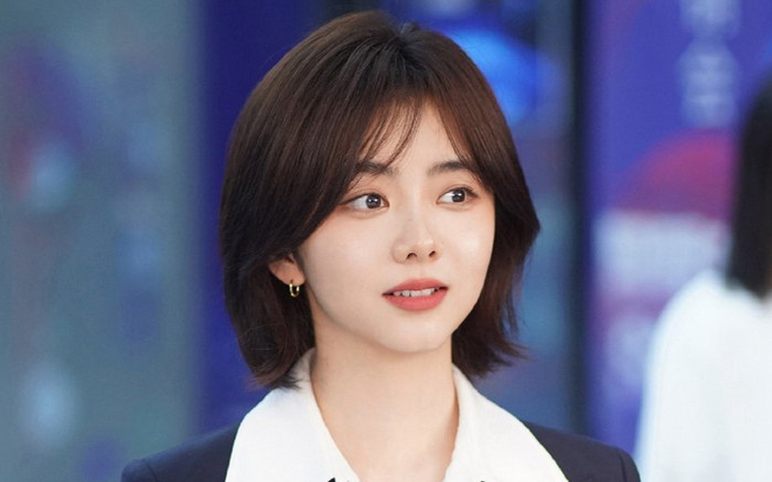 Đàm Tùng Vận được hỏi: Chọn tình yêu hay sự nghiệp? Ảnh 2