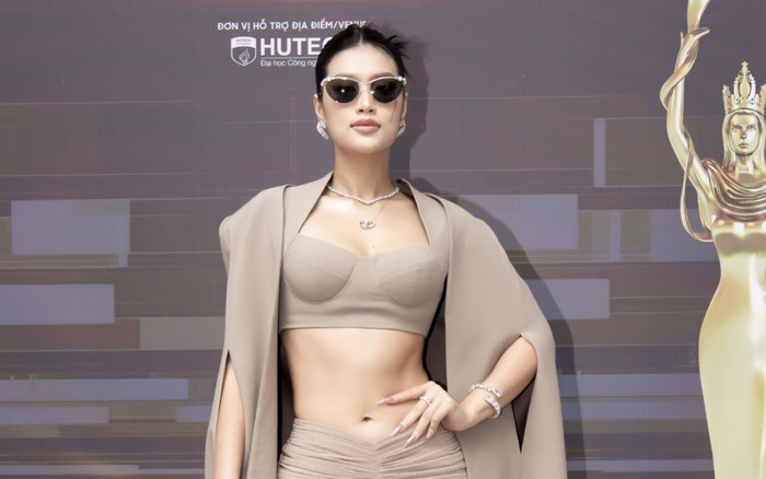 Hoa hậu Thiên Ân tỏa sáng ở sự kiện với vòng eo 'siêu thực' Ảnh 2