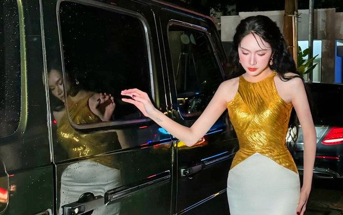 Hoa hậu Hương Giang cùng khoảnh khắc suy tư bên chiếc G63: Có buồn vẫn phải sang Ảnh 2