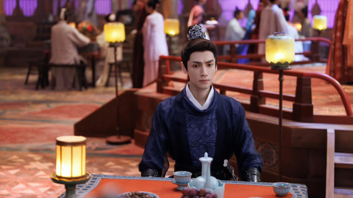 Thành tích lẹt đẹt của bộ phim Nhan Tâm Ký mới chiếu đã khiến nam diễn viên nhận nhiều mỉa mai về khả năng gánh phim. 