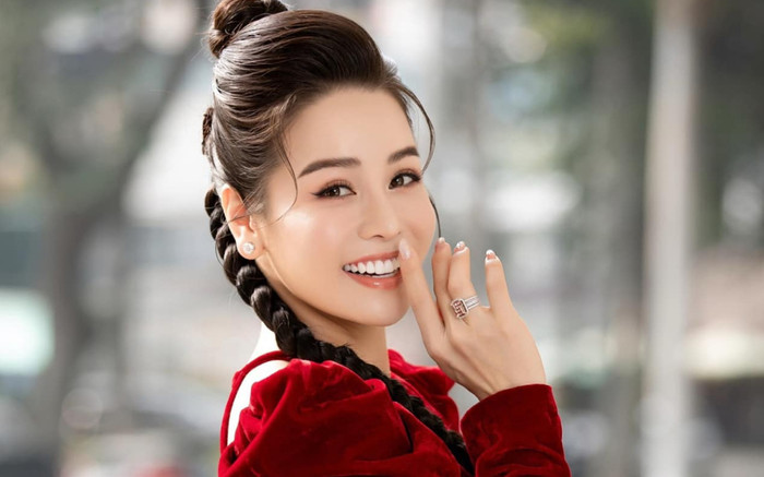 Nhật Kim Anh khoe ảnh gia đình 3 người hạnh phúc, khán giả nườm nượp xin vía Ảnh 2