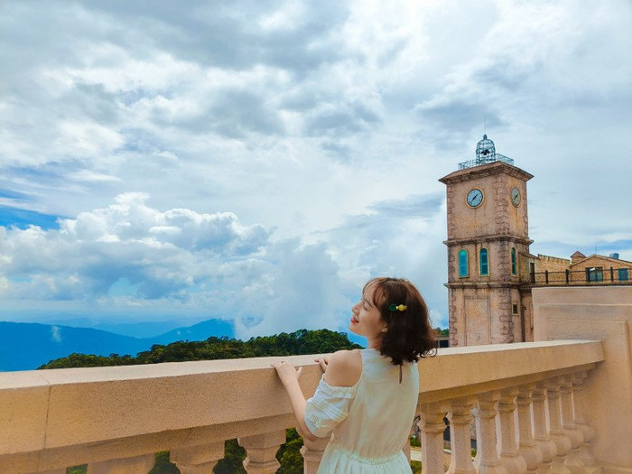 Cô gái Nhạc Thị Nay