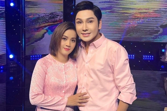 Hồng Loan giữ im lặng khi bị NSƯT Vũ Luân réo tên.