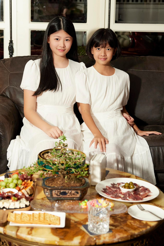 Ái nữ nhà Bình Minh trổ mã ấn tượng, mới 15 tuổi đã sở hữu đôi chân cực phẩm ngang tầm siêu mẫu Ảnh 3