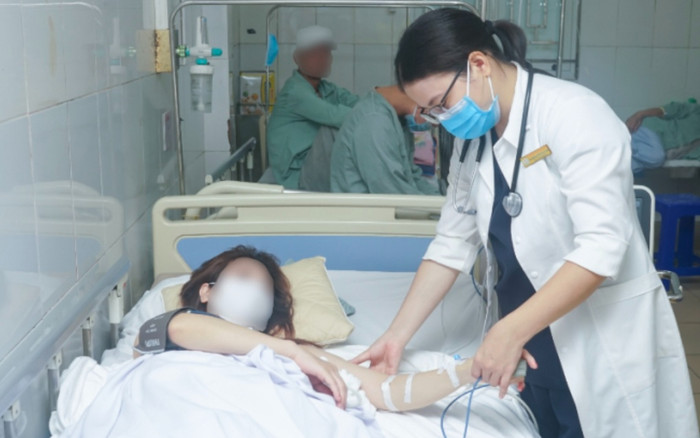 Người phụ nữ bị sốc phản vệ, suýt tử vong vì phương pháp làm đẹp phổ biến này Ảnh 2